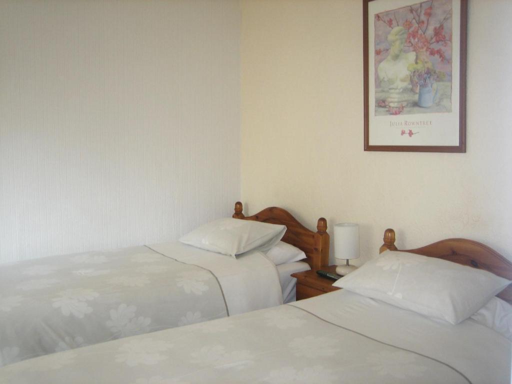 Bed and Breakfast Gables Nest Бирмингем Номер фото